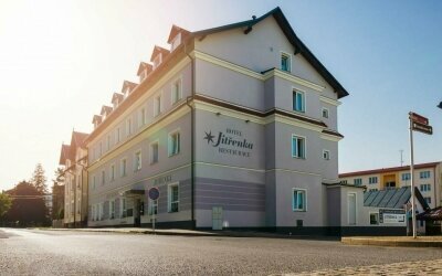 Hotel Jitřenka - Hotel-Außenansicht