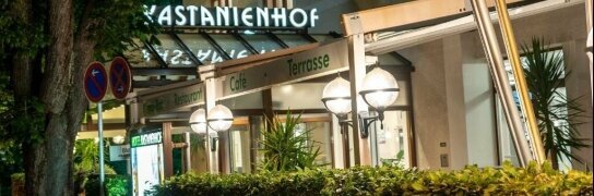 Hotel Kastanienhof Erding - Hotel-Außenansicht, Quelle: Hotel Kastanienhof Erding