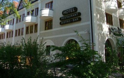 Hotel Kastanienhof Erding - Hotel-Außenansicht