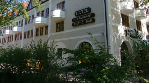 Hotel Kastanienhof Erding - Hotel-Außenansicht