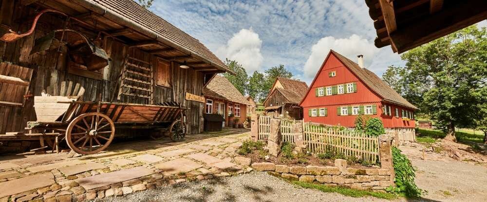Hotel Kronelamm im Schwarzwald - Hotel-Außenansicht