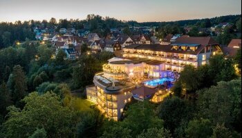 Hotel Kronelamm im Schwarzwald - Hotel-Außenansicht