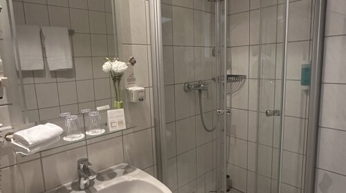 Hotel Kronprinz Kulmbach - Badezimmer