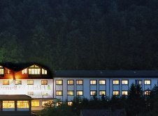 Hotel Lahnblick - Hotel-Außenansicht