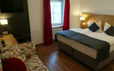 Hotel Landgasthof Zum Goldenen Schwanen - Zimmer