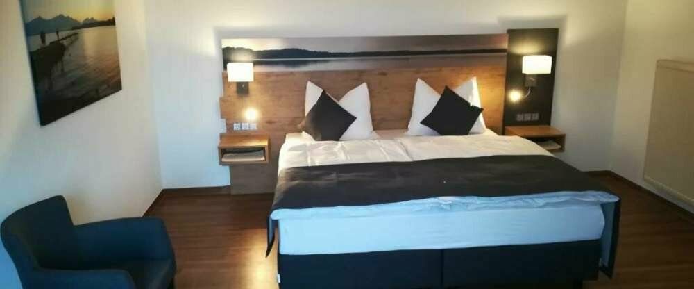 Hotel Landgasthof Zum Goldenen Schwanen - Zimmer