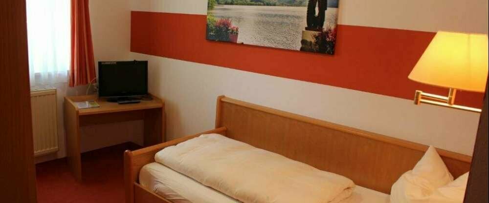 Hotel Landgasthof Zum Goldenen Schwanen - Zimmer