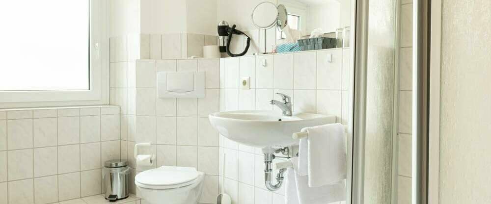 Hotel*** Landgasthof zum Pflug - Badezimmer