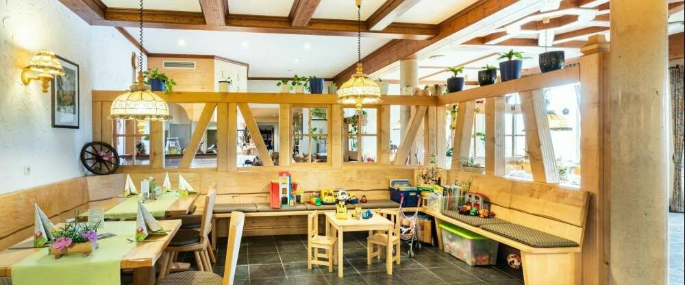 Hotel*** Landgasthof zum Pflug - Restaurant