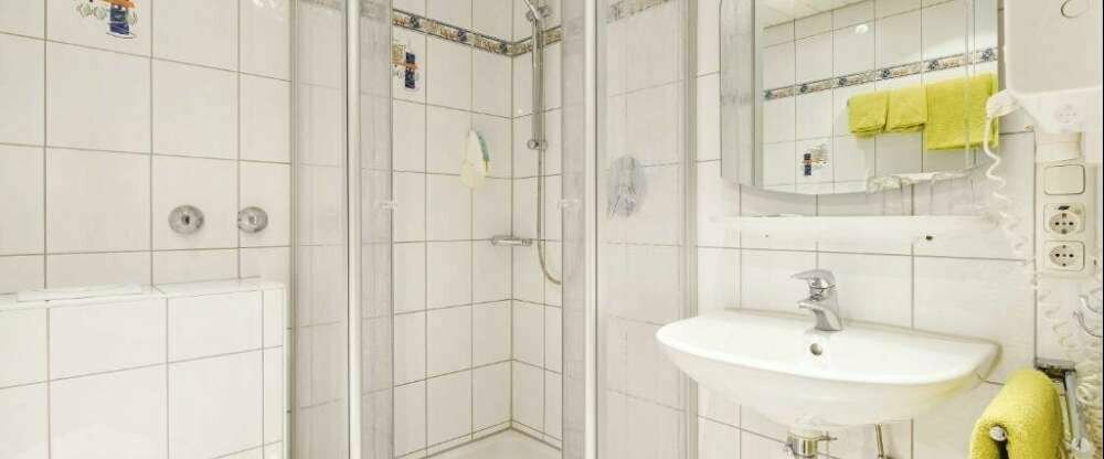 Hotel-Landgasthof Zum Schildhauer - Badezimmer