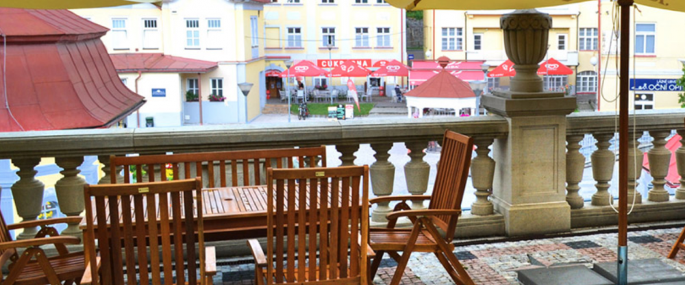 Hotel Lesní Zátiší - Terrasse/Außenbereich
