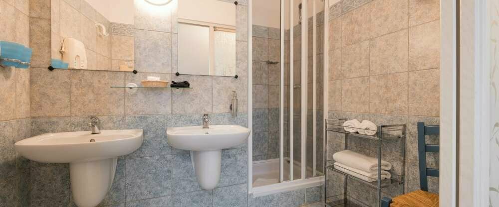 Hotel Maxant - Badezimmer