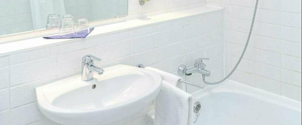 Hotel Plöner See by Tulip Inn - Badezimmer