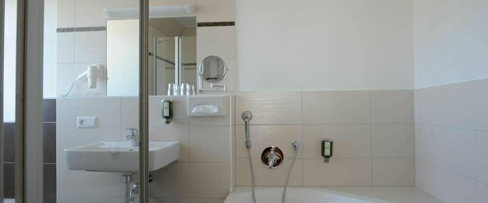 Hotel Post - Badezimmer