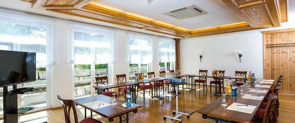 Hotel-Restaurant Hirsch - Tagungsraum