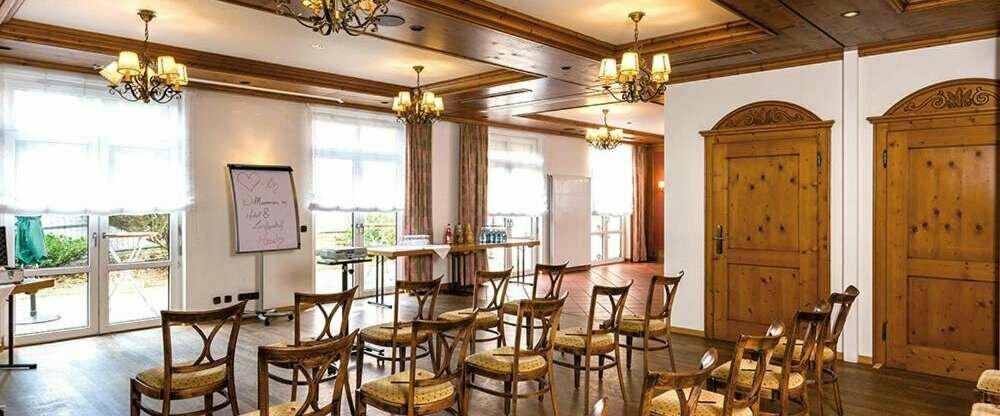 Hotel-Restaurant Hirsch - Tagungsraum