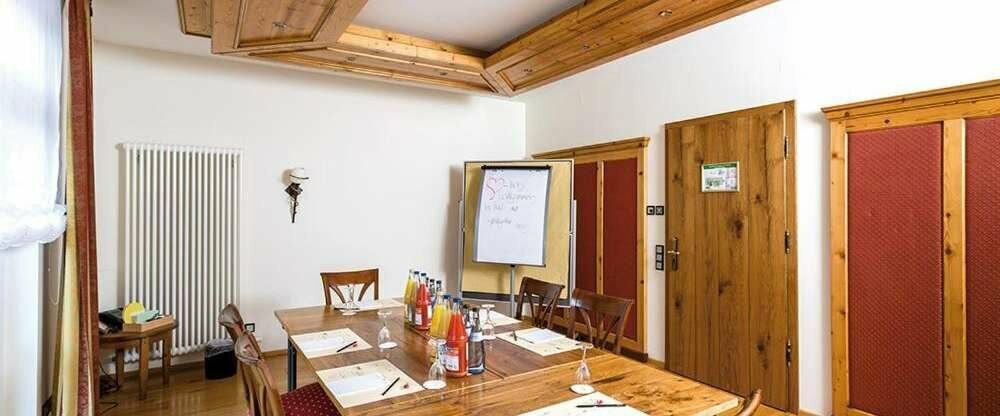 Hotel-Restaurant Hirsch - Tagungsraum