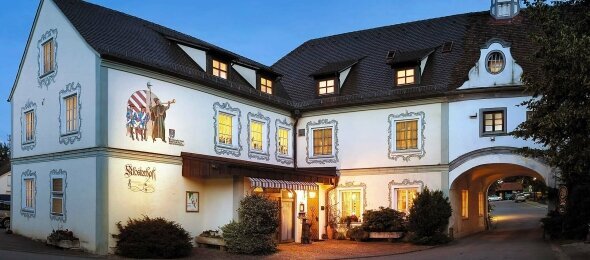 Hotel-Restaurant Klosterhof - Hotel-Außenansicht, Quelle: Hotel-Restaurant Klosterhof