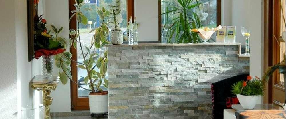 Hotel Restaurant Laux - Hotel-Innenansicht