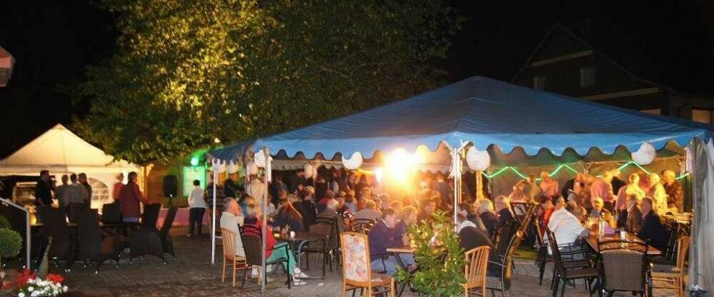 Hotel Restaurant Laux - Terrasse/Außenbereich