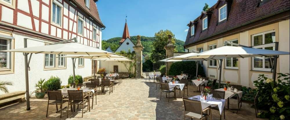 Hotel Restaurant Schloss Döttingen - Hotel-Außenansicht