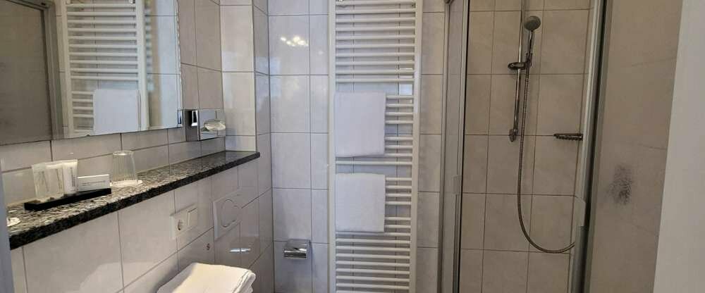 Hotel Rosengarten - Badezimmer