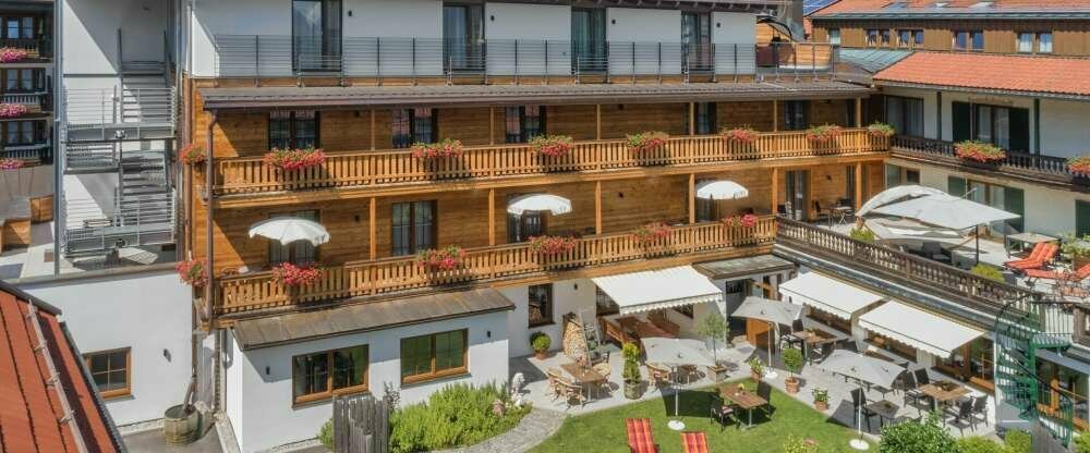 Hotel Ruhpoldinger Hof - Hotel-Außenansicht