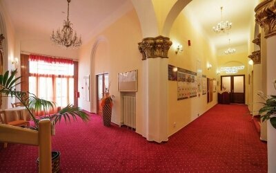 Hotel Savoy Spa & Medical - Hotel-Innenansicht