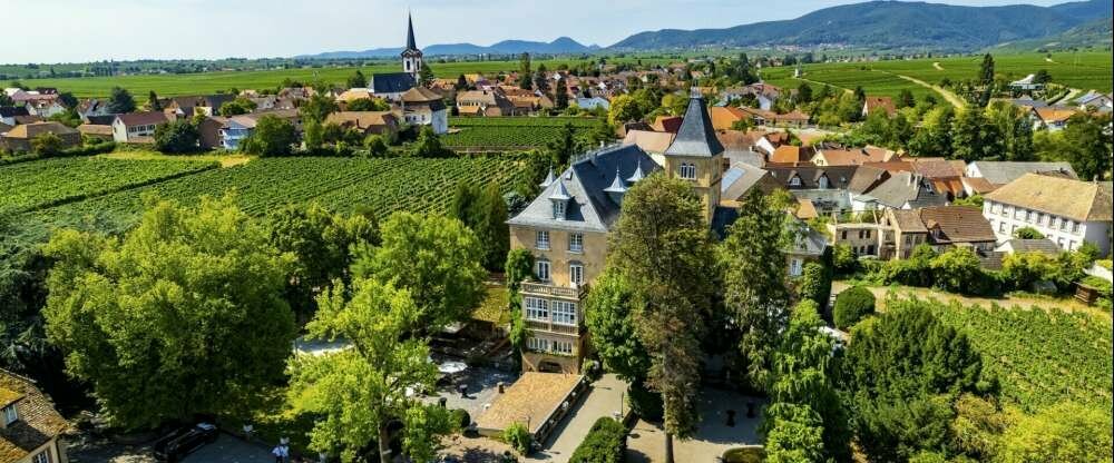 Hotel Schloss Edesheim - Hotel-Außenansicht