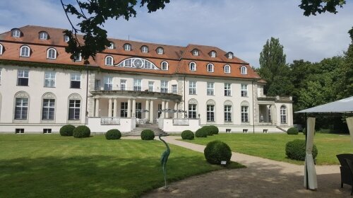 Hotel Schloss Storkau - Hotel-Außenansicht