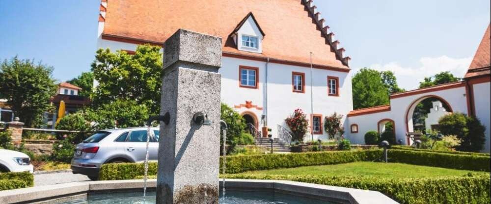 Hotel Schlossgasthof Rösch - Hotel-Außenansicht