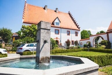 Hotel Schlossgasthof Rösch - Hotel-Außenansicht, Quelle: Hotel Schlossgasthof Rösch