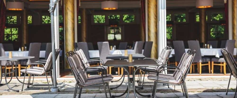 Hotel Schlossgasthof Rösch - Terrasse/Außenbereich