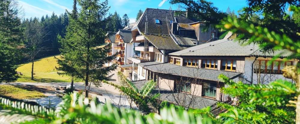 Hotel Schöne Aussicht e.K. - Hotel-Außenansicht