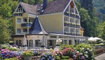 Hotel Schwanenweiher - Hotel-Außenansicht