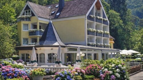 Hotel Schwanenweiher - Hotel-Außenansicht