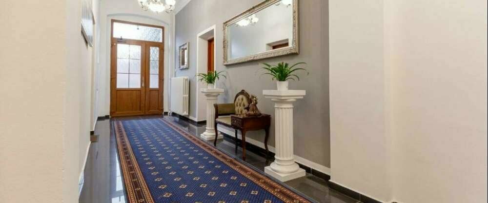 Hotel Sherwood - Hotel-Innenansicht