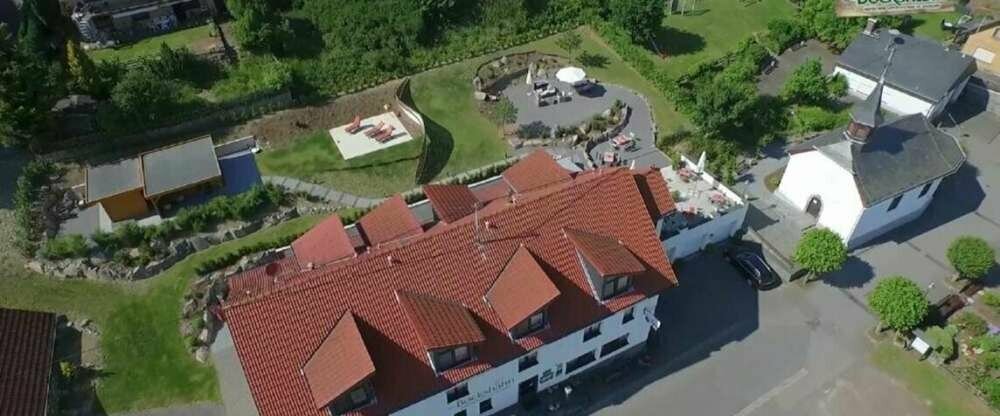 Hotel und Landgasthof zum Bockshahn - Hotel-Außenansicht