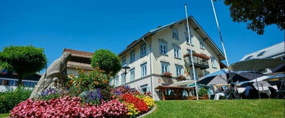 Hotel und Restaurant Adler in Oberstaufen - Hotel-Außenansicht