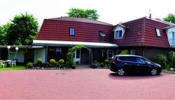Hotel & Restaurant - Hotel-Außenansicht