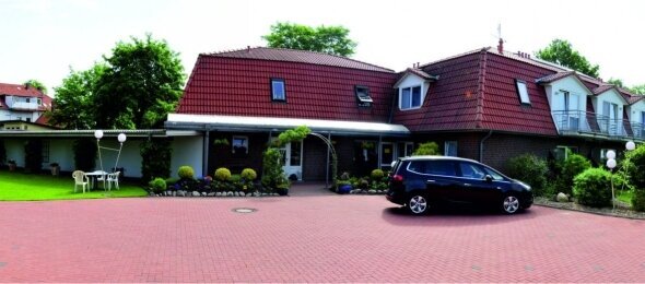 Hotel & Restaurant - Hotel-Außenansicht, Quelle: Hotel & Restaurant „Zum Deutschen Hause“