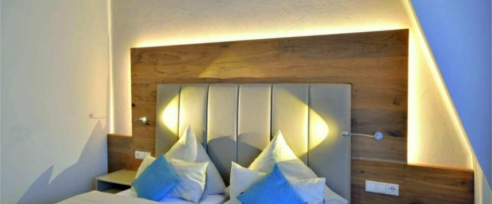 Hotel & Restaurant - Hotel-Außenansicht