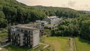 Hotel VierJahreszeiten am Seilersee - Hotel-Außenansicht