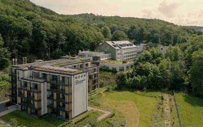Hotel VierJahreszeiten am Seilersee - Hotel-Außenansicht Hotel VierJahreszeiten am Seilersee - Hotel-Außenansicht