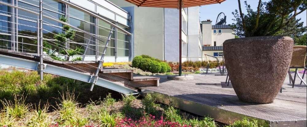 Hotel VierJahreszeiten am Seilersee - Terrasse