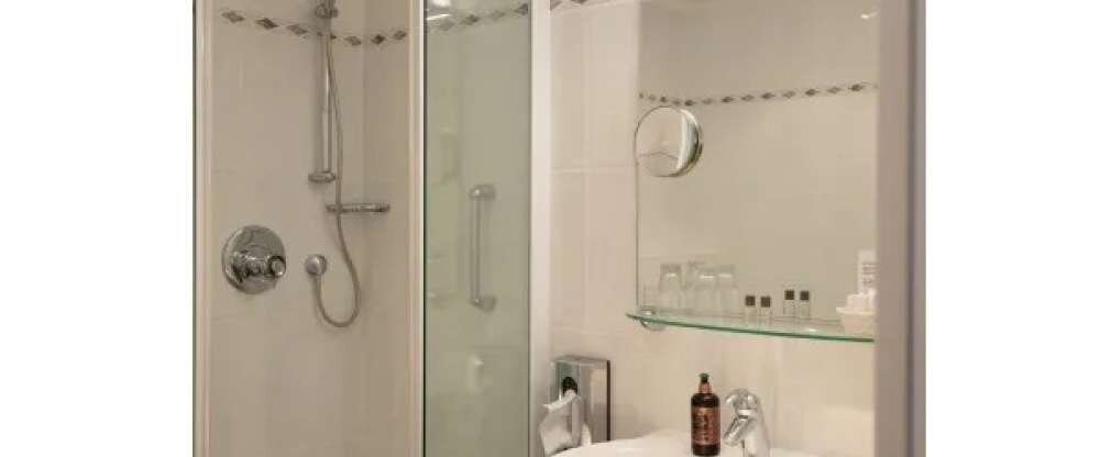 Hotel Vulcano Lindenhof - Badezimmer