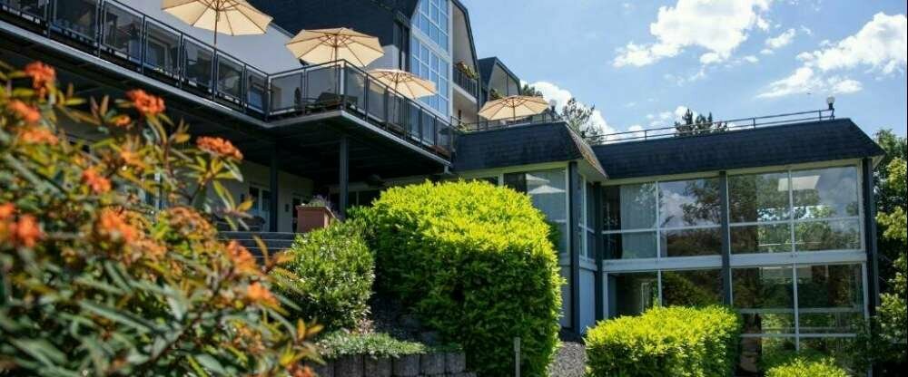 Hotel Vulcano Lindenhof - Terrasse/Außenbereich