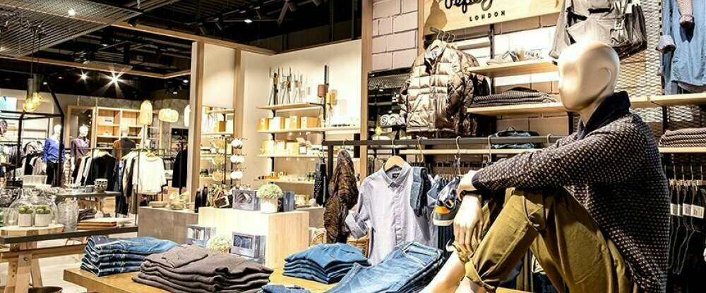 Einkaufszentrum Massen 