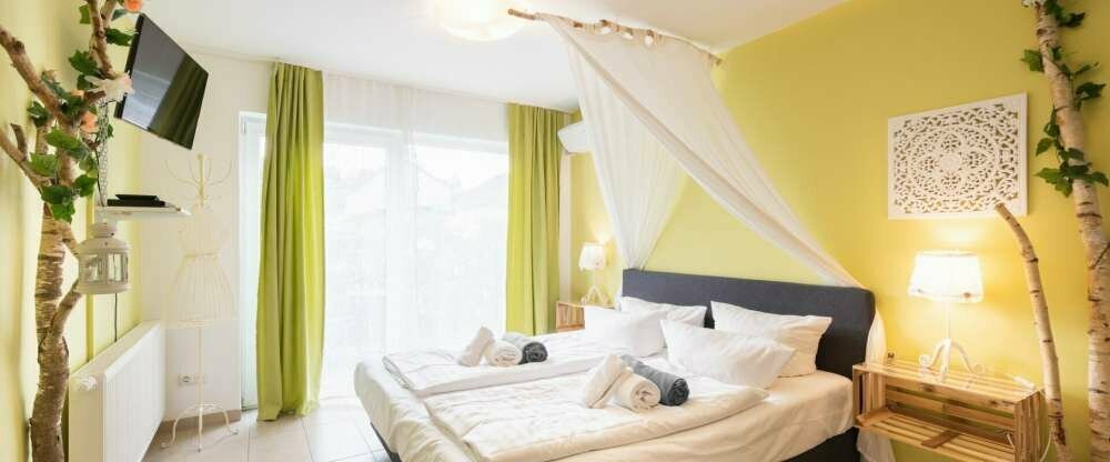 Themensuite mit Sauna, Innen- und Außenwhirlpool