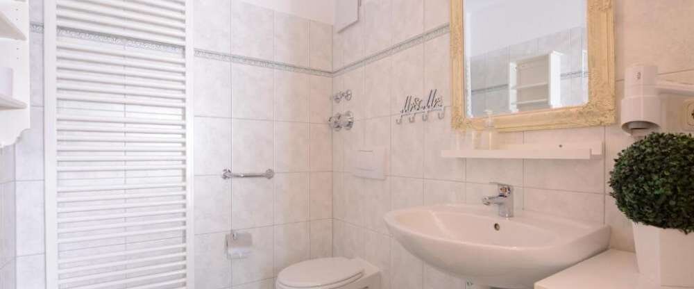 Hotelanlage Tarnewitzer Hof - Badezimmer